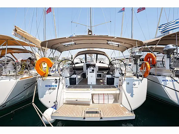 Sun Odyssey 440