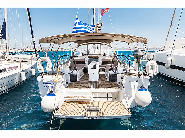 Sun Odyssey 440