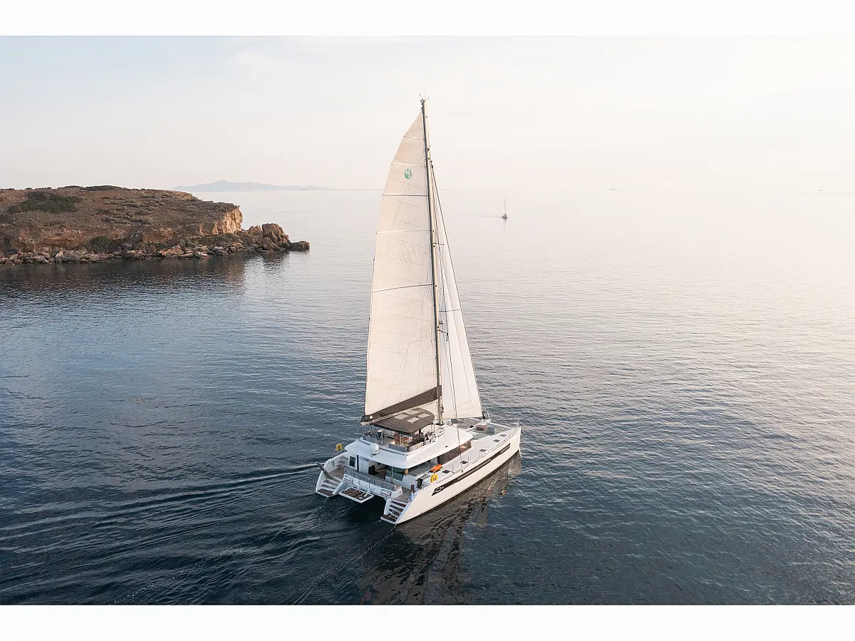 Lagoon 560