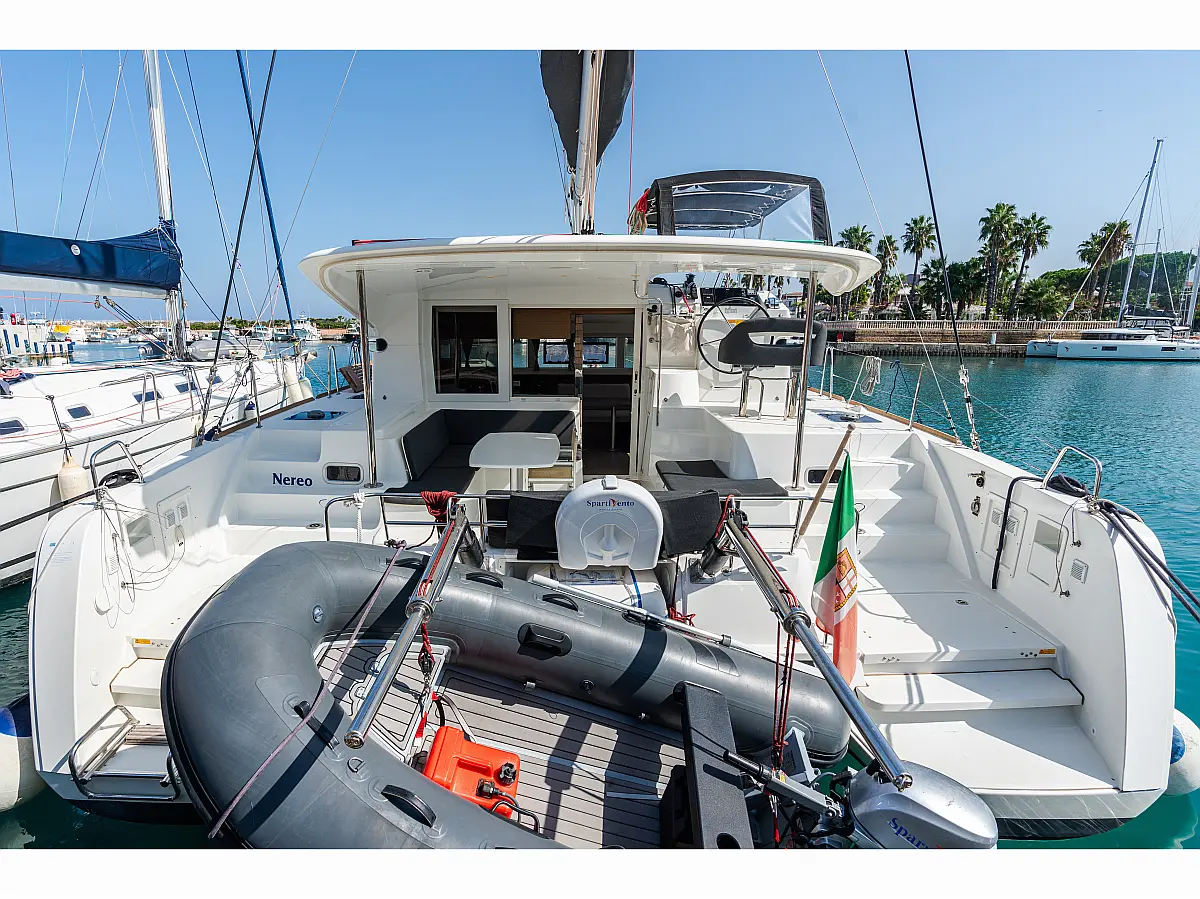 Lagoon 40