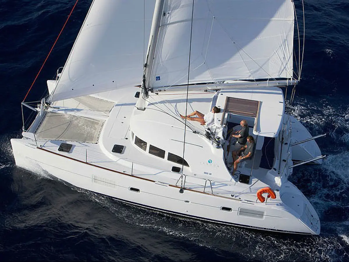 Lagoon 380