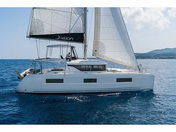 Lagoon 46 A/C & GEN & WM