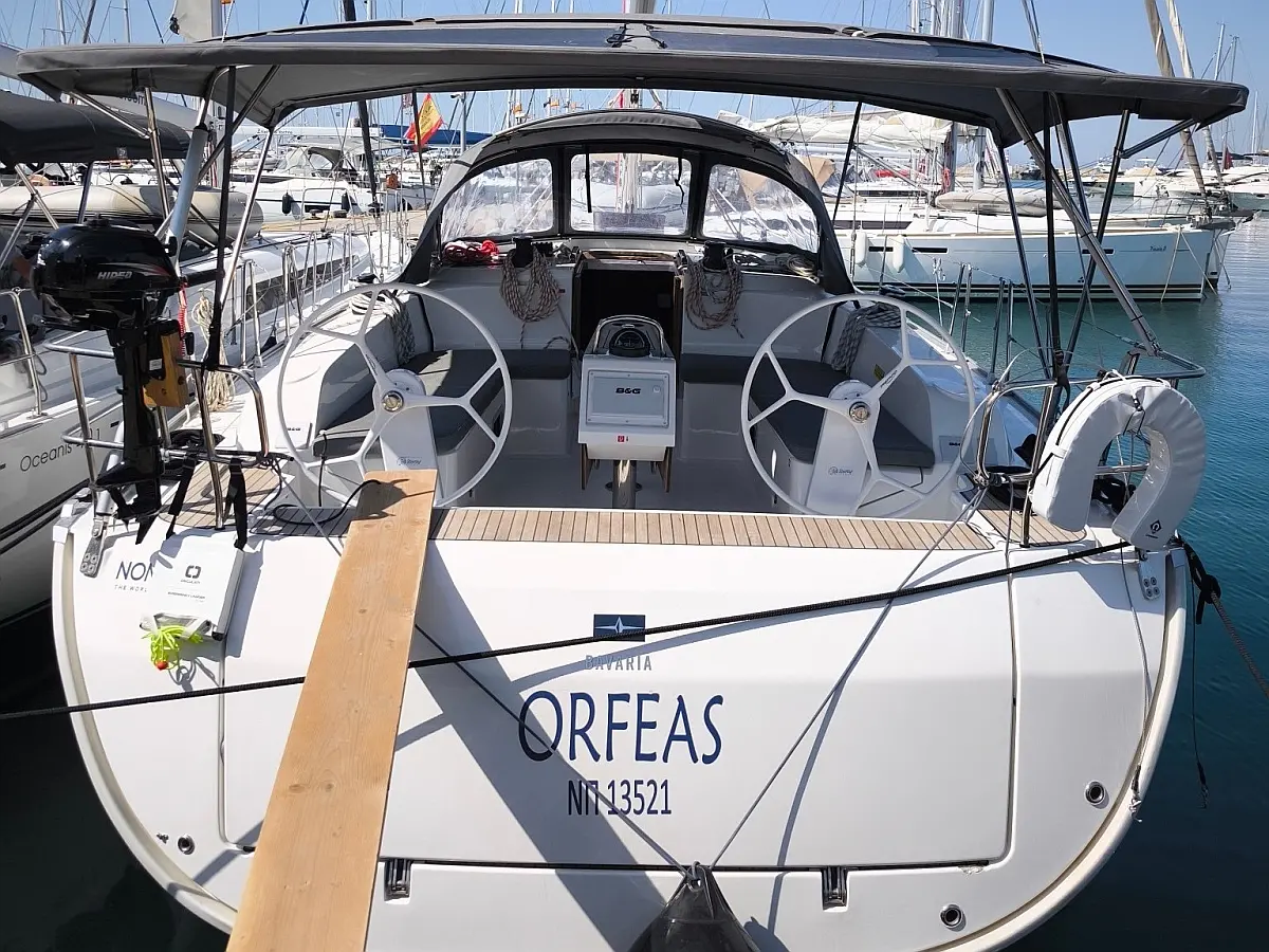 Bavaria Cruiser 46 - 3 cabins version