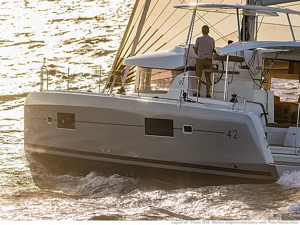 Lagoon 42 A/C & GEN & WM