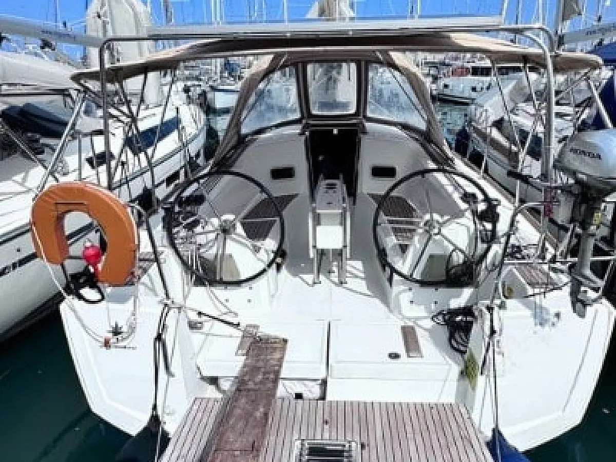 Sun Odyssey 349 (3 cab.)